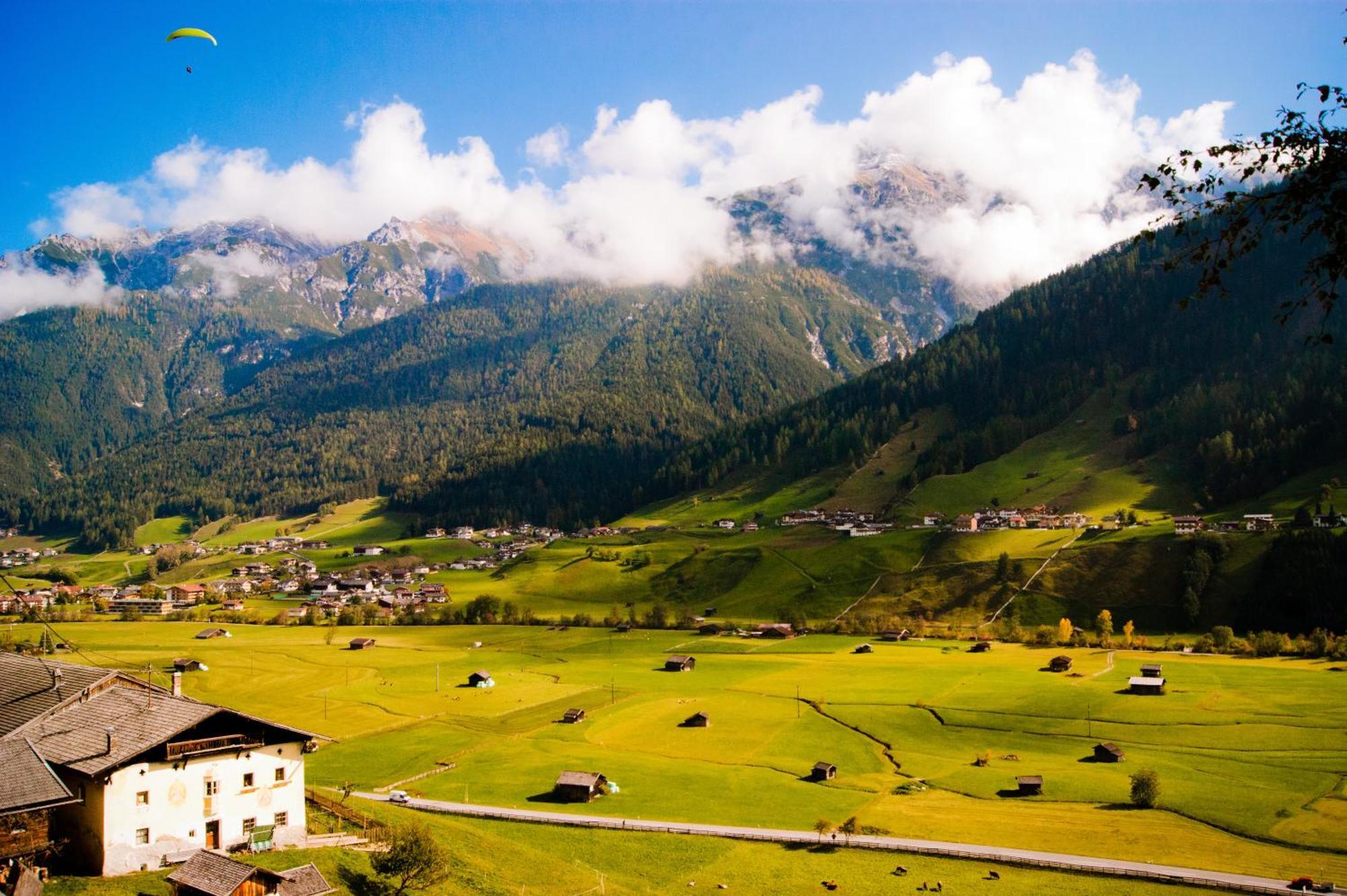Stubaier Gletscher Xl Apartments Residenz Haus Alpenkoenig Ferienwohnungen Im Alpinen Charme Stubai Super Card Inklusive Нойштіфт-ім-Штубайталь Екстер'єр фото